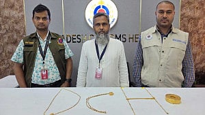 Tk 20m in gold seized from passenger at Dhaka airport