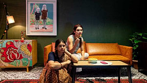 'জয়া আর শারমিন' কেবল ঢাকার ৪ প্রেক্ষাগৃহে