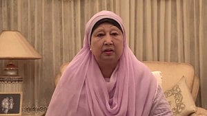 খালেদা জিয়ার চিকিৎসায় যুক্তরাজ্যের চিকিৎসক ঢাকায়