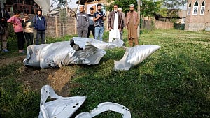 ভারতের জম্মু ও কাশ্মীরে ‘৩ যুদ্ধ বিমান বিধ্বস্ত’