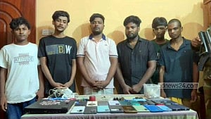 নাটোরে ‘ইমো হ্যাকিং গ্রুপের’ ৫ সদস্য গ্রেপ্তার