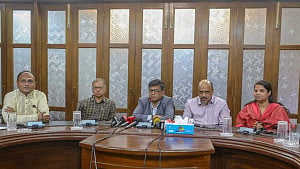 UN will consult all sides before corridor move: press secy