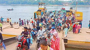 রাঙামাটির কর্ণফুলী নদীতে ৫ দিন বন্ধ থাকবে ফেরি চলাচল
