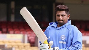 সারফারাজের বাদ পড়াকে দুর্ভাগ্যজনক বললেন পুজারা