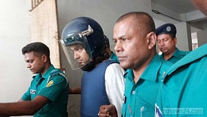 বাদীকে স্ত্রী দাবি, ‘সংসার করতে চান’ নোবেল