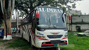 Women ‘sexually harassed’ amid bus robbery on Dhaka-Tangail Highway