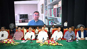 Tarique to govt: Announce December election date