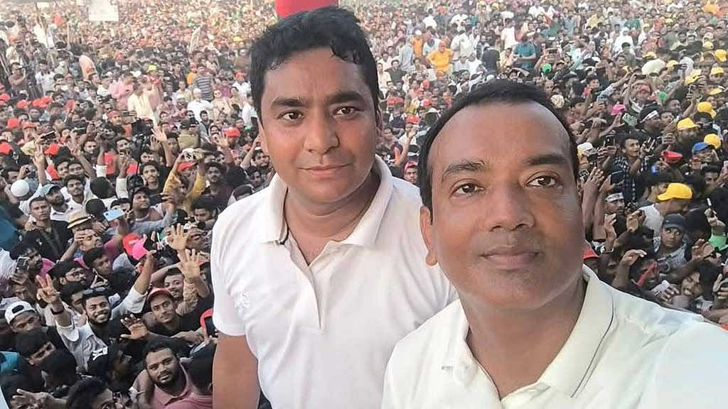 ছাত্রদল সভাপতি রাকিবুল ইসলাম রাকিবের সঙ্গে সাধারণ সম্পাদক নাছির উদ্দীন নাছির। ফাইল ছবি।