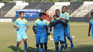 ৩৩ সেকেন্ডের গোলে ফর্টিসকে হারাল আবাহনী