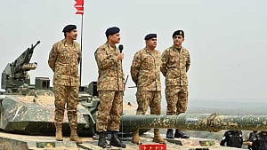 Pakistan Army vows ‘decisive response’ to any provocation