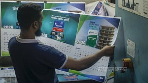 নতুন বছর ঘিরে ক্যালেন্ডার তৈরির ধুম