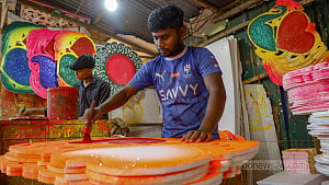 শীত ঘিরে ‘গায়ে হলুদের নকশা’ তৈরির ধুম