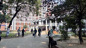 DU halls ‘safe’ after earthquake, authorities say