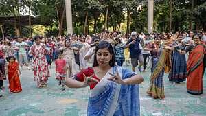 নাচ হতে পারে মস্তিষ্কের ব্যায়াম