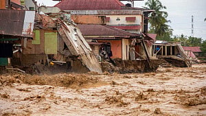Indonesia floods death toll rises to 303