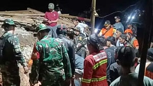 Indonesia landslide kills 6 in Java, 17 missing