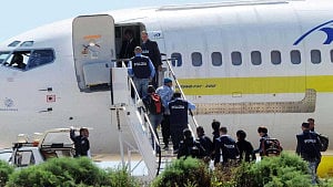 4 Bangladeshis deported ‘forcefully’ from Italy