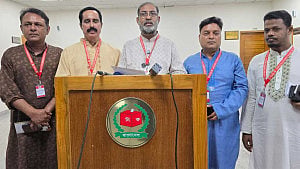জোটভুক্ত দলের প্রতীক ব্যবহারের সুযোগ বহাল রাখার দাবি লেবার পার্টির
