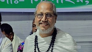 বাউলশিল্পী আবুল সরকার এবং বিএনপির শাঁখের করাত