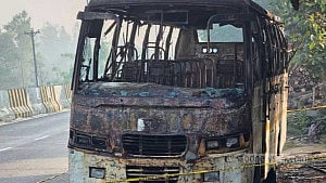 Schoolbus torched in Manikganj, driver burnt