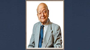 First finance secretary Matiul Islam dies
