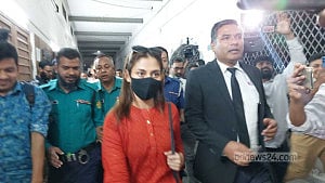 Actor Mehazabien surrenders, secures bail
