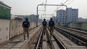 Hand bombs found on metro rail tracks