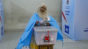 Mock voting before national elections
