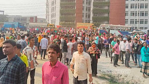 Workers protest after building jolted again