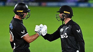 New Zealand clinch West Indies ODI series