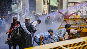 শিক্ষকের পিঠে লাঠি নয়, মর্যাদা দিন হাতে