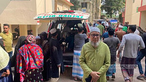 Quake epicentre Narshingdi counts 5 deaths