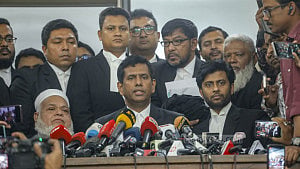 সাবেক প্রধানমন্ত্রী শেখ হাসিনার মামলার রায়ের দিন জানাল ট্রাইব্যুনাল