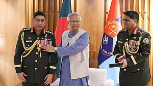 Gen Waker awarded ‘Senabahini Padak’