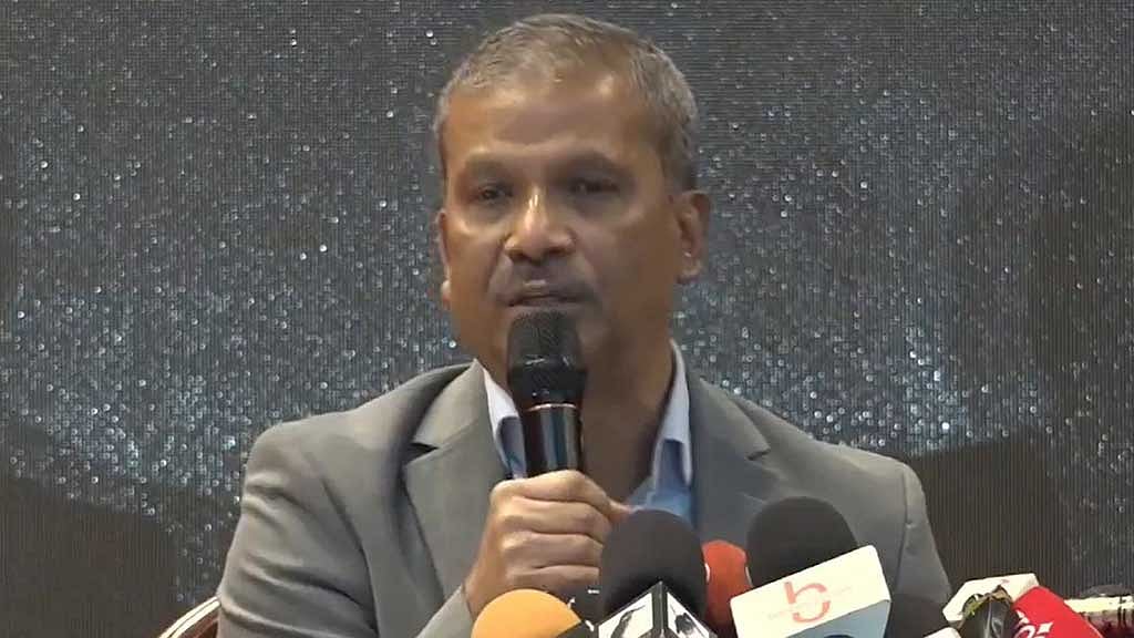 উপদেষ্টা পরিষদের বৈঠক শেষে বৃহস্পতিবার ফরেন সার্ভিস একাডেমিতে ব্রিফ করেন আইন উপদেষ্টা আসিফ নজরুল।