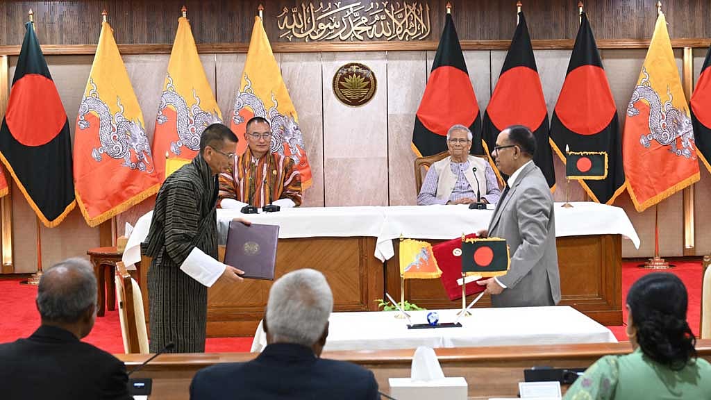 স্বাস্থ্যকর্মী নিয়োগ বিষয়ে বাংলাদেশের স্বাস্থ্য সেবা বিভাগের সঙ্গে ভুটানের স্বাস্থ্য মন্ত্রণালয়ের সমঝোতা স্মারক সই হয়েছে।