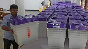 চাকসু নির্বাচনে ভোট দেবেন কীভাবে