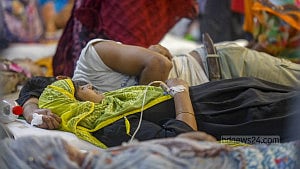 হাসপাতালে বাড়ছে ডেঙ্গু রোগী