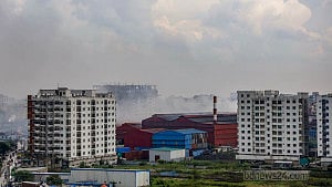 দূষণ আর ঘনবসতির শহর