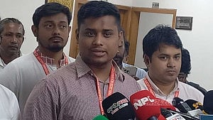 সংবিধান সংস্কারে প্রথম প্রস্তাব বাস্তবায়নের ‘পক্ষে’ এনসিপি: হাসনাত আব্দুল্লাহ