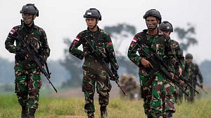 Papua rebels kill 8 in Indonesia: military