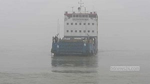 ঘন কুয়াশা: তিন ঘণ্টা পর পাটুরিয়া-দৌলতদিয়া নৌপথে ফেরি চালু