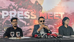 আসছে ‘অর্থহীনের’ নতুন ঘরানার অ্যালবাম ‘ফিনিক্সের ডায়েরি ২’