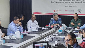 নির্বাচনে কোন দল এল, না এল তা দেখার দায়িত্ব সরকারের না: উপদেষ্টা সাখাওয়াত