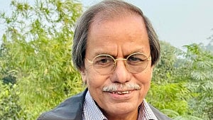 সৈয়দ মনজুরুল ইসলাম: এক দীপ্ত মানবিক বুদ্ধিজীবীর প্রস্থান
