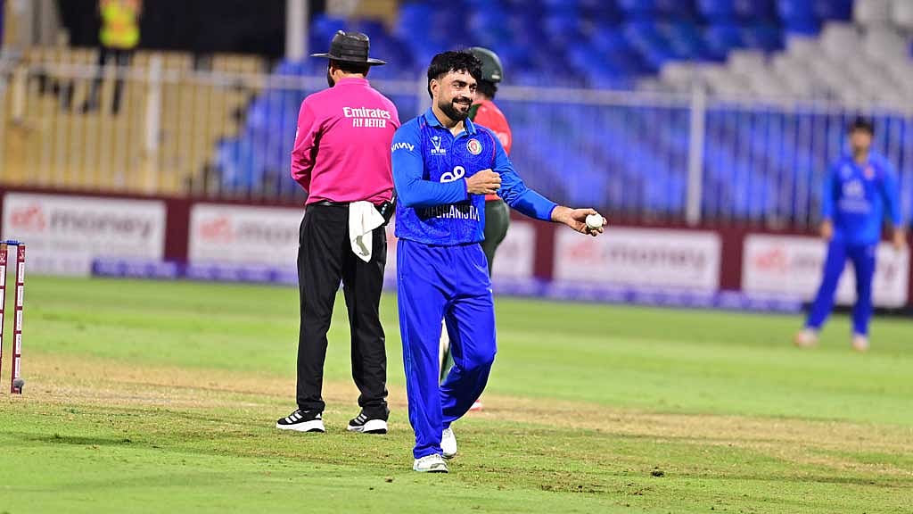 ম্যাচের মোড় ঘুরিয়ে দিয়েছিলেন রাশিদ খান। ছবি: এসিবি। 