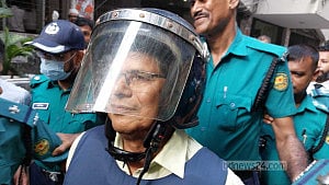 সাবেক সচিব শহীদ খানের ৫ ব্যাংক হিসাবের সাড়ে পাঁচ লাখ অবরুদ্ধ