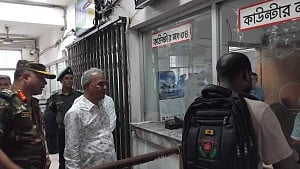 ভোটের মাঠে থাকবে ৮০ হাজার সেনা: উপদেষ্টা