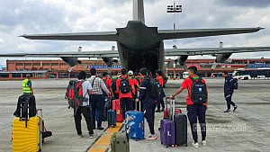 National football team returning home from Nepal
