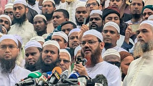 Write, speak, but keep punctuations intact: Islami Andolan